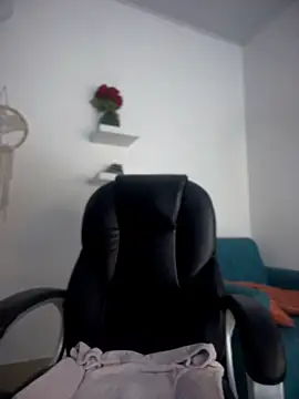 jazmin anbar online show from March 9, 10:08 am