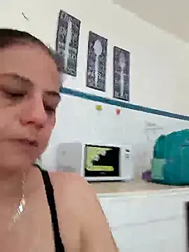 Snapshot of sasi_luna chatting on February 16, 2:43 pm sasi luna online show from February 16, 2:43 pm