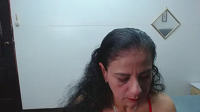 Snapshot of sasi_luna chatting on February 21, 2:38 pm sasi luna online show from February 21, 2:38 pm