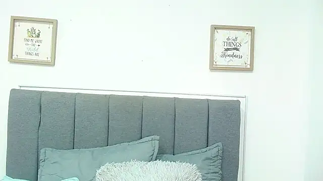 Snapshot of sasi_luna chatting on March 2, 6:08 pm sasi luna online show from March 2, 6:08 pm