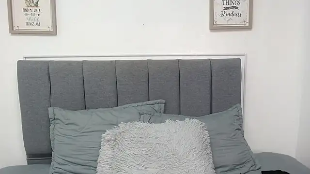 Snapshot of sasi_luna chatting on March 3, 8:32 pm sasi luna online show from March 3, 8:32 pm