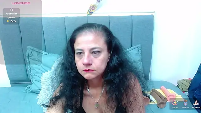Snapshot of sasi_luna chatting on March 21, 2:50 am sasi luna online show from March 21, 2:50 am
