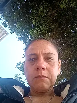 Snapshot of sasi_luna chatting on October 23, 1:10 pm sasi luna online show from October 23, 1:10 pm