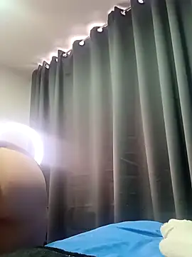 Snapshot of sasi_luna chatting on October 24, 2:57 pm sasi luna online show from October 24, 2:57 pm