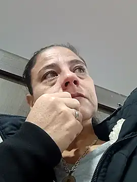 Snapshot of sasi_luna chatting on October 26, 2:12 pm sasi luna online show from October 26, 2:12 pm