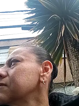 Snapshot of sasi_luna chatting on November 28, 1:58 pm sasi luna online show from November 28, 1:58 pm