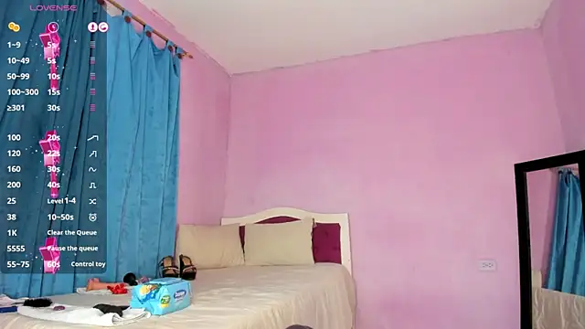 Jenny Evans82 online show from March 31, 11:49 pm