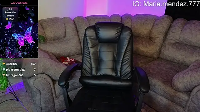 Snapshot of maria_mendez_ chatting on December 17, 6:35 am maria mendez online show from December 17, 6:35 am