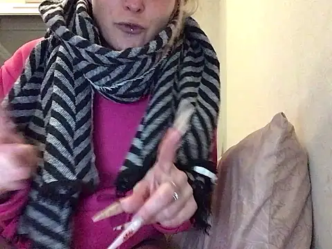 Cally-n online show from February 19, 4:33 pm