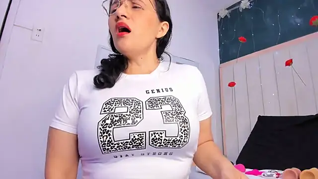 africa holmes online show from March 1, 2:35 am