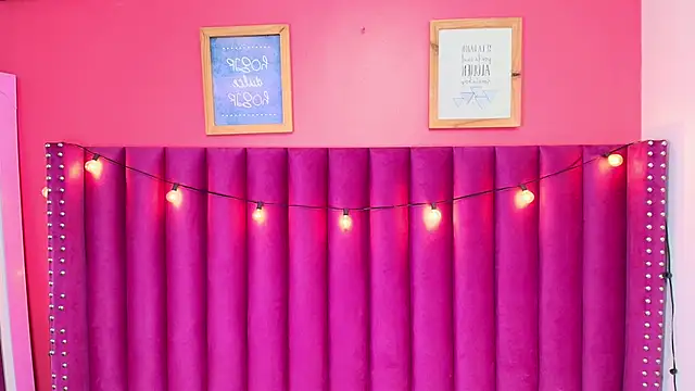 kinkyandsavage online show from February 13, 7:31 pm