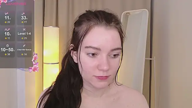 Snapshot of Lana__Cute_ chatting on January 27, 5:04 pm Lana Cute online show from January 27, 5:04 pm