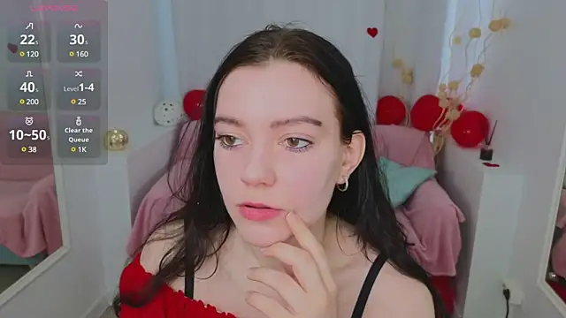 Snapshot of Lana__Cute_ chatting on February 14, 12:36 pm Lana Cute online show from February 14, 12:36 pm