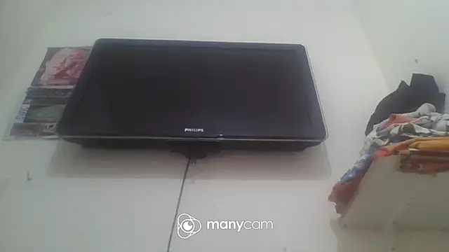 Snapshot of lunaxxxtreme chatting on February 25, 10:26 am lunaxxxtreme online show from February 25, 10:26 am