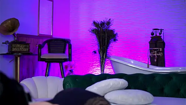 Jenna Day online show from January 8, 6:48 am