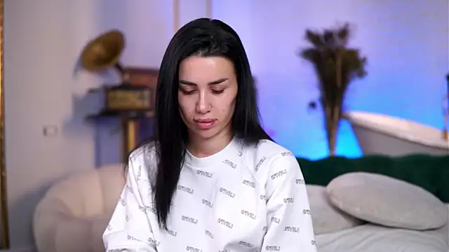 Jenna Day online show from January 14, 8:20 am