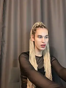 Snapshot of Cassie_Bae chatting on December 23, 3:23 pm Cassie Bae online show from December 23, 3:23 pm