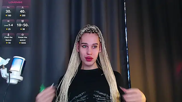 Snapshot of Cassie_Bae chatting on March 22, 6:22 am Cassie Bae online show from March 22, 6:22 am