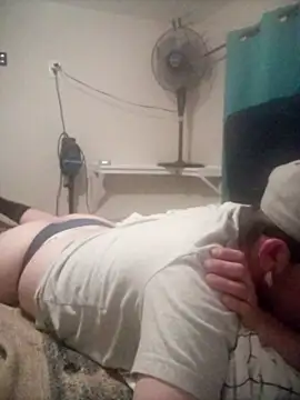 papittochulito online show from February 17, 1:02 am