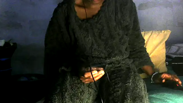 NicoleBitch87 online show from November 18, 8:46 pm
