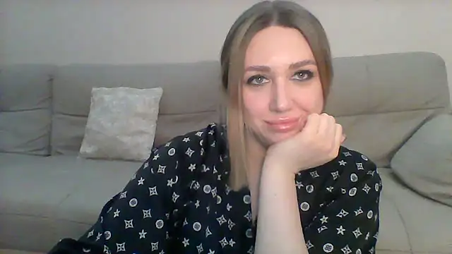 Snapshot of VickyLove047 chatting on February 9, 2:40 pm VickyLove047 online show from February 9, 2:40 pm