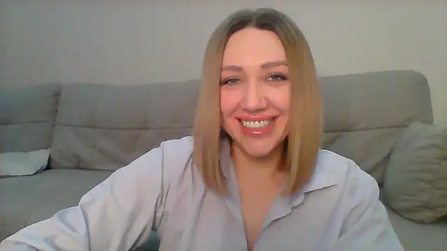 Snapshot of VickyLove047 chatting on March 2, 6:37 am VickyLove047 online show from March 2, 6:37 am
