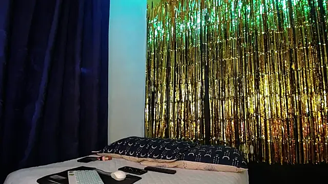 anais tgn online show from December 29, 8:15 pm