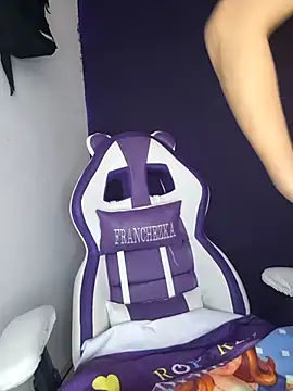 Snapshot of franchezkavegaaa chatting on January 27, 5:48 pm franchezkavegaaa online show from January 27, 5:48 pm