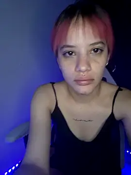 Snapshot of franchezkavegaaa chatting on February 8, 11:44 am franchezkavegaaa online show from February 8, 11:44 am