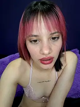 Snapshot of franchezkavegaaa chatting on February 14, 5:36 pm franchezkavegaaa online show from February 14, 5:36 pm