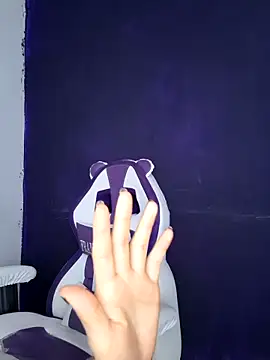 Snapshot of franchezkavegaaa chatting on March 18, 2:26 pm franchezkavegaaa online show from March 18, 2:26 pm