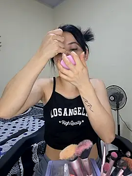 Snapshot of franchezkavegaaa chatting on November 5, 12:05 pm franchezkavegaaa online show from November 5, 12:05 pm