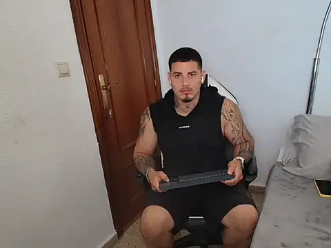 Snapshot of Geishastudios chatting on September 25, 9:02 am Geishastudios online show from September 25, 9:02 am