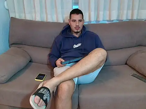 Snapshot of Geishastudios chatting on November 7, 7:19 am Geishastudios online show from November 7, 7:19 am