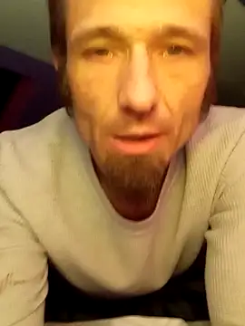 Snapshot of Auntiestoy chatting on November 9, 8:01 am Auntiestoy online show from November 9, 8:01 am