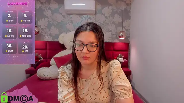 Snapshot of ZarifaBev chatting on January 15, 12:19 am ZarifaBev online show from January 15, 12:19 am