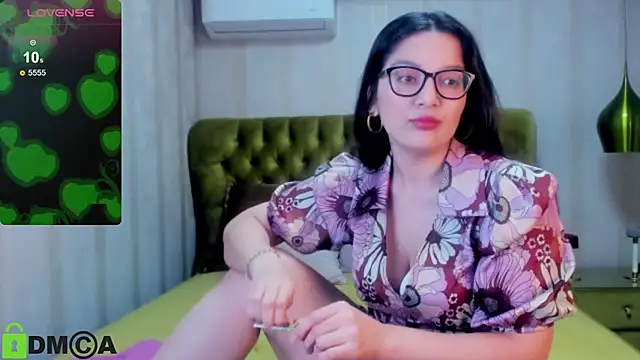 Snapshot of ZarifaBev chatting on February 2, 12:46 pm ZarifaBev online show from February 2, 12:46 pm