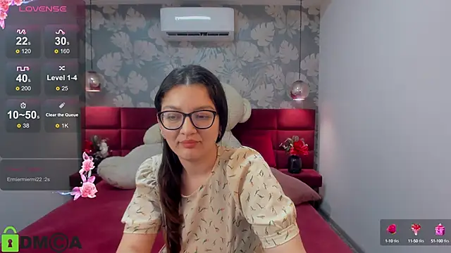 Snapshot of ZarifaBev chatting on February 22, 11:35 am ZarifaBev online show from February 22, 11:35 am