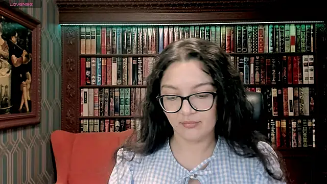 Snapshot of ZarifaBev chatting on October 29, 8:43 pm ZarifaBev online show from October 29, 8:43 pm