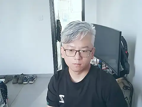 leoUSIR online show from September 11, 1:17 am