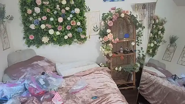 auroraandorion online show from October 2, 7:54 pm