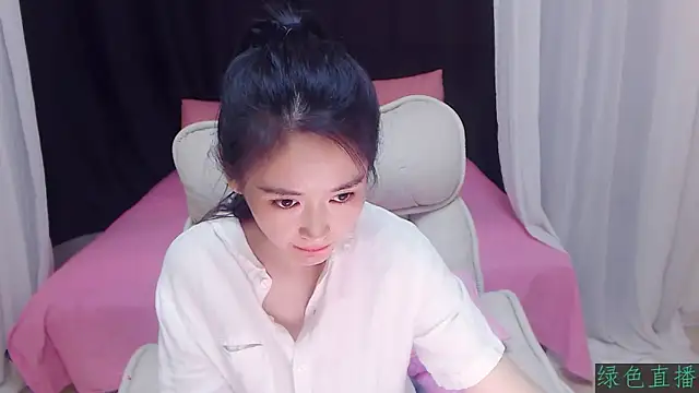 Snapshot of CN-Babycat chatting on November 16, 3:23 am CN-Babycat online show from November 16, 3:23 am