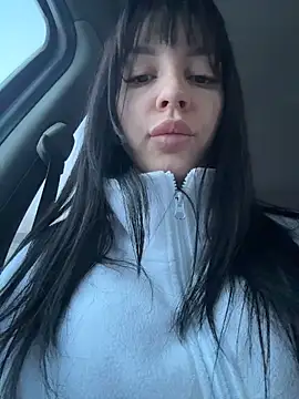 Snapshot of JulliaVegas chatting on February 2, 2:10 am JulliaVegas online show from February 2, 2:10 am