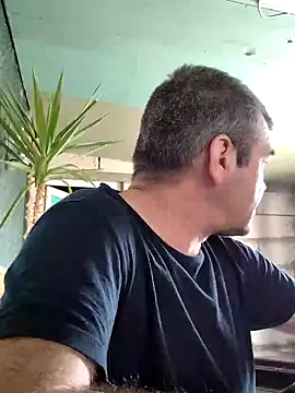 Snapshot of narcismarcu11 chatting on February 24, 7:00 am narcismarcu11 online show from February 24, 7:00 am