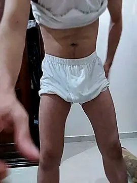 Snapshot of big_cock2182 chatting on May 16, 1:02 am big cock2182 online show from May 16, 1:02 am