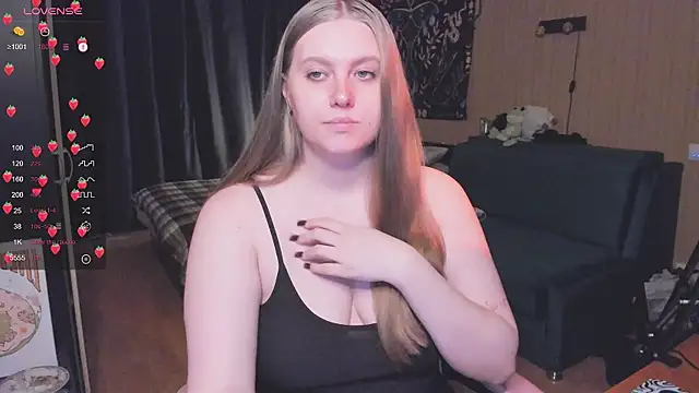 Snapshot of Alice_Dreamgirl_ chatting on September 30, 9:03 am Alice Dreamgirl  online show from September 30, 9:03 am