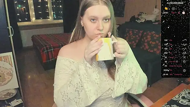 Alice Dreamgirl  online show from December 19, 1:40 pm