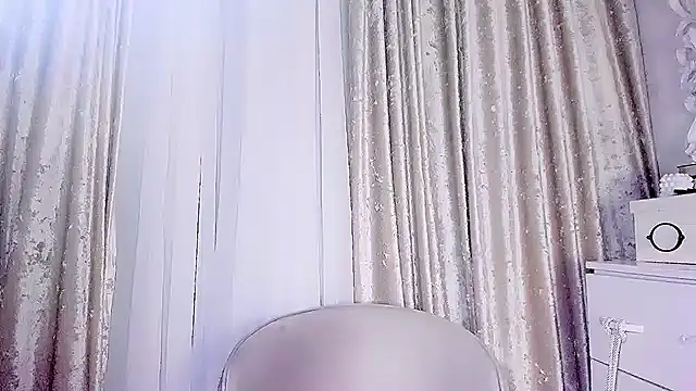 sweetdream eva online show from December 19, 12:45 am