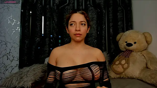 johanafox  online show from January 30, 11:11 am