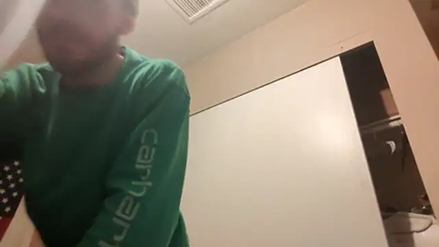 Huntzg23 online show from December 14, 5:02 am